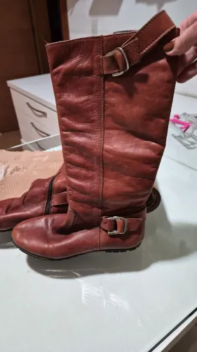 BOTA COURO CANO ALTO CARAMELO