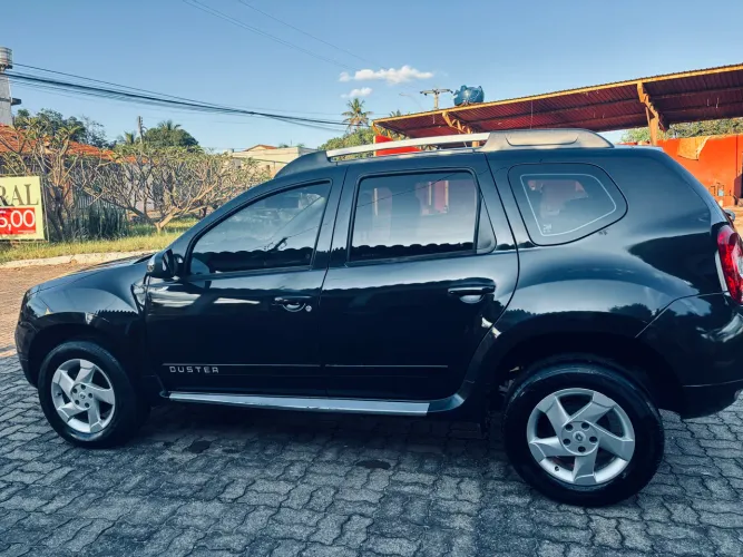 Renault Duster Dynamique 2.0 Hi-flex 16V Aut. 2013