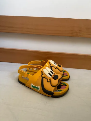 Sandália Pluto Melissa 26