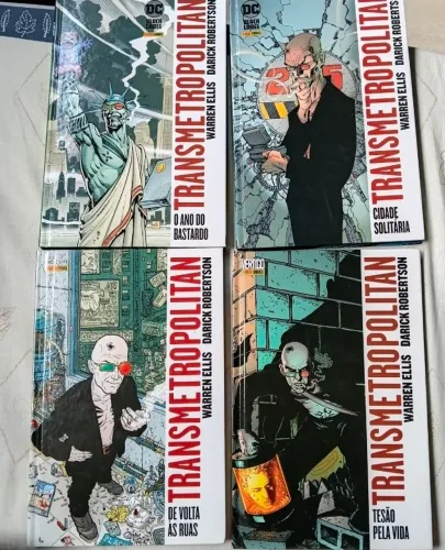 HQ Transmetropolitan - volumes de 1 a 4