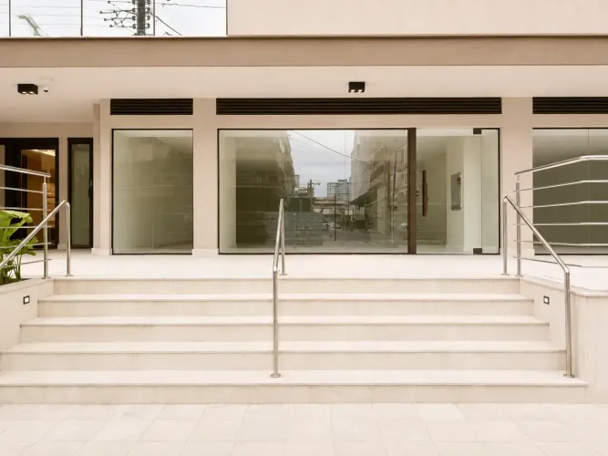 Sala Comercial 03 Nova para Aluguel em Perequê 69 m² | 1 Vaga | Localização Estratégica
