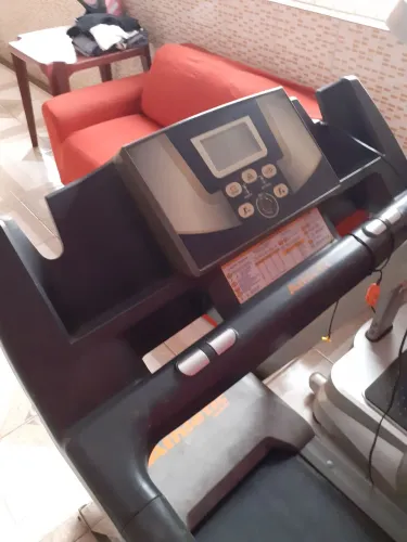 Vendo esteira ergometrica da athletic 430ee