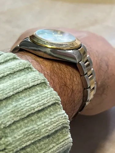 Rolex Daytona misto fundo prateado