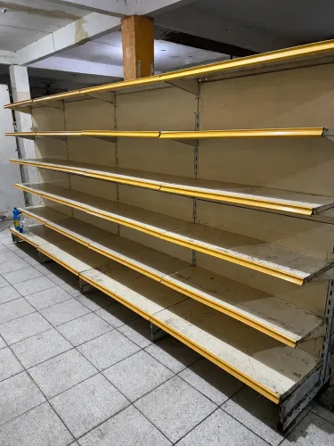 Gôndola dupla - 4 unid Valor imperdível e já é o menor valor! Corre