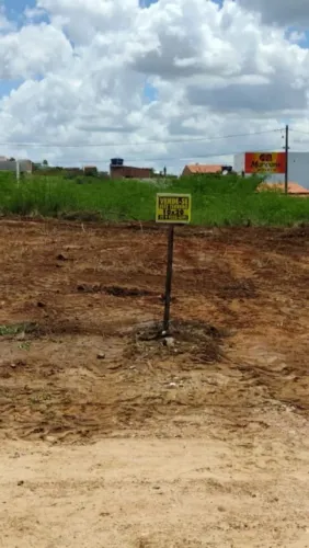 Terreno 10x20, saindo para Barrocas,