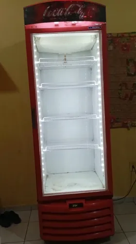 Freezer vertical expositor 