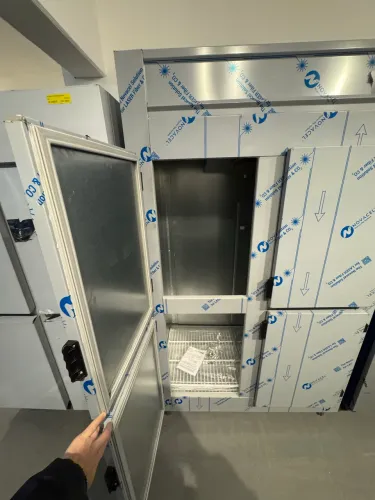 GELADEIRA COMERCIAL 4 PORTAS INOX 1045 LITROS GELOPAR NOVA