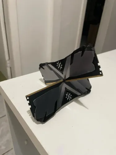 DDR4 XPG 16GB (2X8GB) 2666Mhz