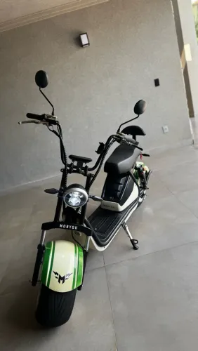 Scooter elétrica mobyou