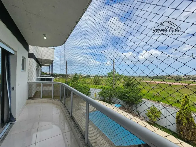 Casa de Alto Padrão na Praia | 4 Suítes | Vista Eterna para o Mar | Praia Grande Fundão/