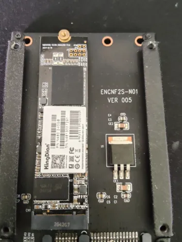 Sdd NGFF Kingdyan 240GB + case Sata