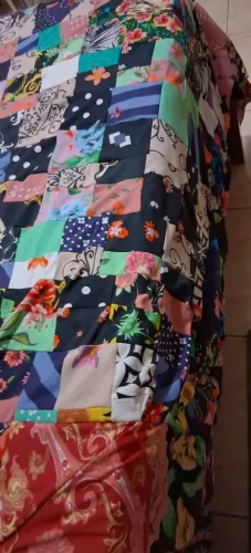 COLCHA DE CASAL DE RETALHOS CAMA KING BEM GRANDE