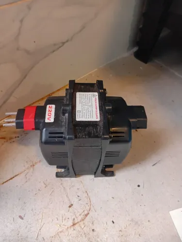 Transformador bivolt