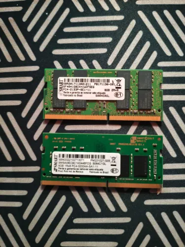 2 PENTES MEMÓRIA RAM 8gb DDR4 uma de 3200mhz e uma de 2133mhz