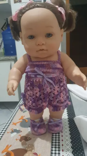 Boneca gordinha, antiga.
