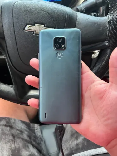 MOTO E7