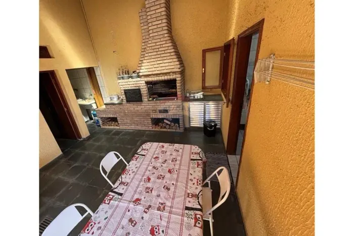 Oportunidade Sobrado comercial e residencial no Centro de Itatiba, SP!