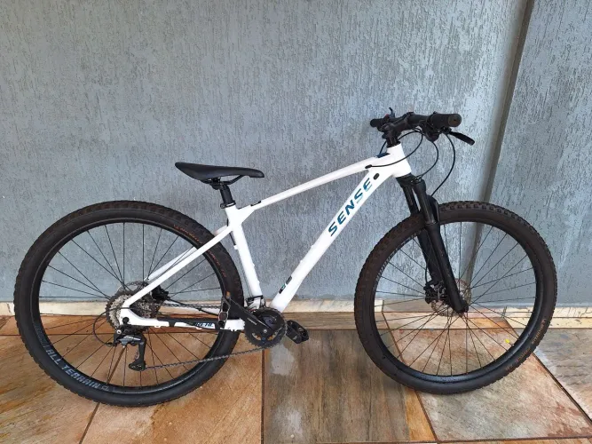Bicicleta novinha Sense