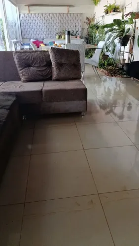 Vendo casa na Villagem imperial