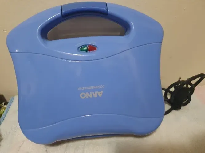 Sanduicheira Arno Matinée Azul 220V