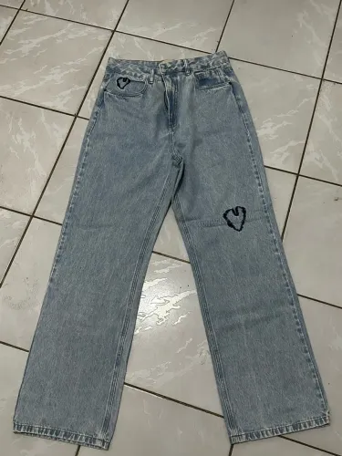 Calça Jeans Wide Leg Bordada ? Nunca Usada