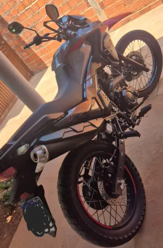 Vendo moto 175 ss 2026