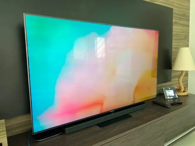 SAMSUNG SMART TV QLED 4K ULTRA HD de 65"