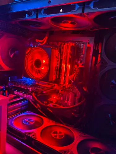 PC Gamer Ryzen 5 + RTX 2060 + 16GB 3000mhz