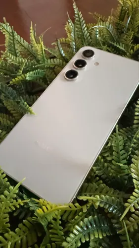 Celular Samsung S24