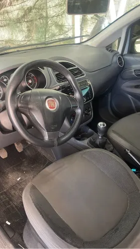 Fiat Punto Attractive Italia 1.4 F.flex 8V 5P 2013