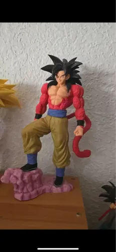 Goku Super Sayajinn 4 Action Figure