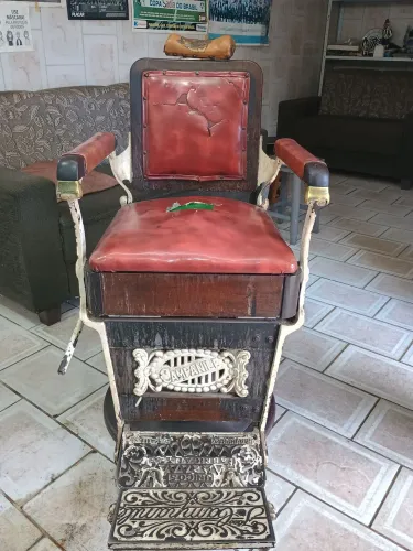 Cadeira de Barbeiro - Campanile (Vintage)