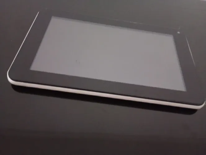 Tablet usado com avaria