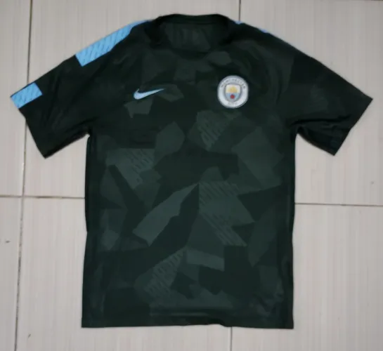 Camisa Manchester city tamanho M tailandesa