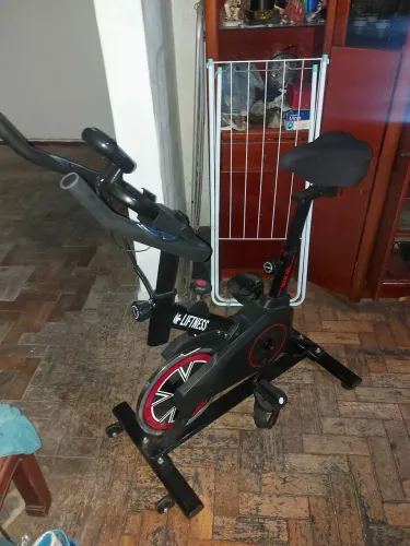 Bicicleta Ergometrica Indoor Liftness Bike