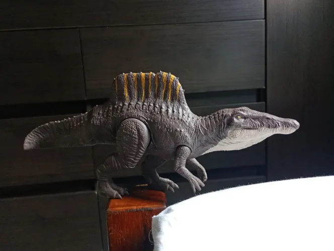Espinossauro básico usado Mattel