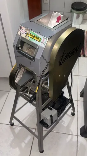 Moedor de caldo de cana