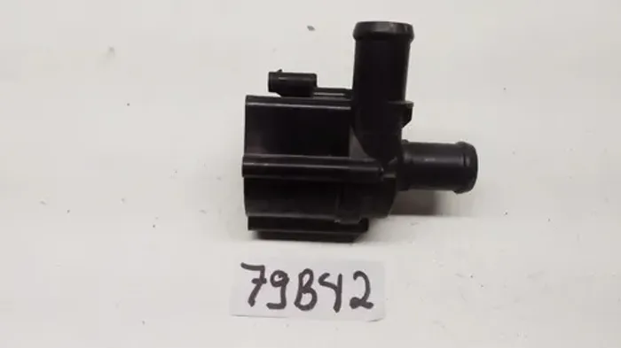 Bomba De Agua Auxiliar Audi A3 2012