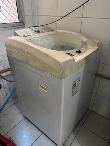 Máquina de lavar Brastemp com centrifuga 