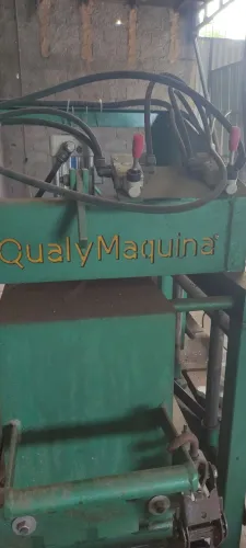 Máquina de bloco semiautomática + Betoneira + Compressor e várias formas
