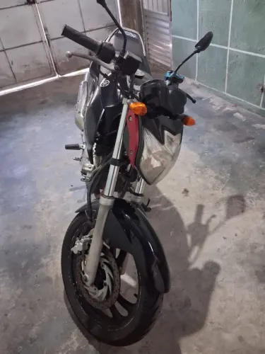 Fazer 250... 8.400,00 