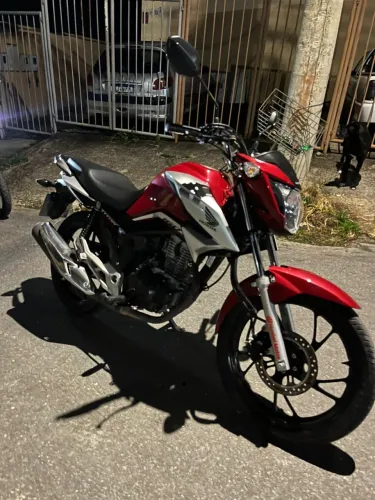 Moto Cg Titan 2024 manual e chave reserva