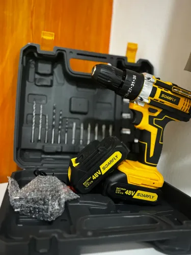 Furadeira com maleta completa 2 baterias 48v