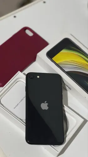 iPhone SE 2020 IMPECÁVEL 
