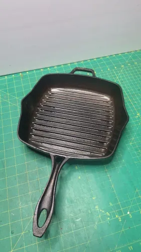 Frigideira grill ferro fundido 26x26 