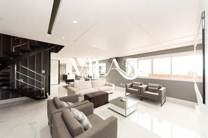 Cobertura Duplex no Agua Verde em Condominio Clube Completo