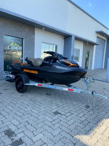 Jet ski SeaDoo 170 GTX, ano 2022