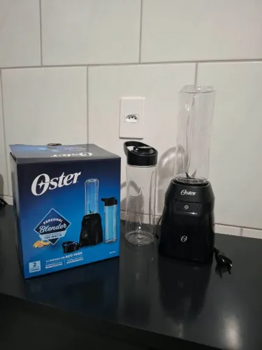 Liquidificador Oster Personal Blender 700W com 2 garrafas