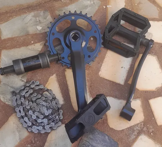 Vendo peças de bike semi novas