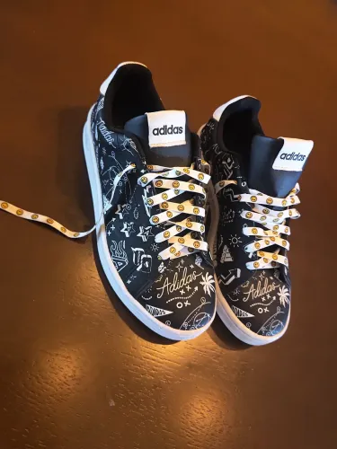TENIS ADIDAS RARO TAMANHO 38